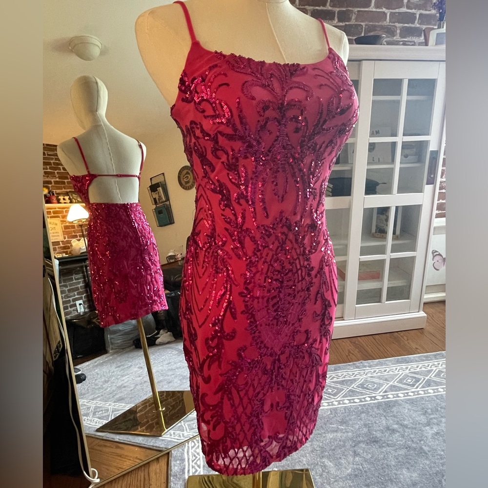 Hot Pink Beaded Bodycon Dress :: Size Small